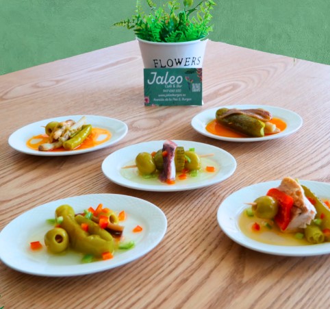 Cafetería Abajo Izquierda